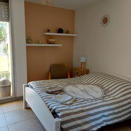 Vue Sur Parc Charles De Gaulle *